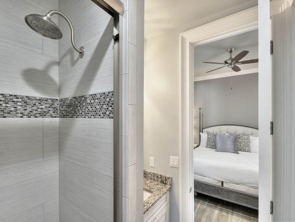 Destin Vacation Rental: Beachfront Luxury Awaits You