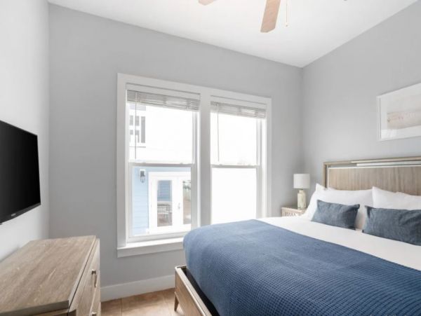Destin Vacation Home Sleeps 16 Guests