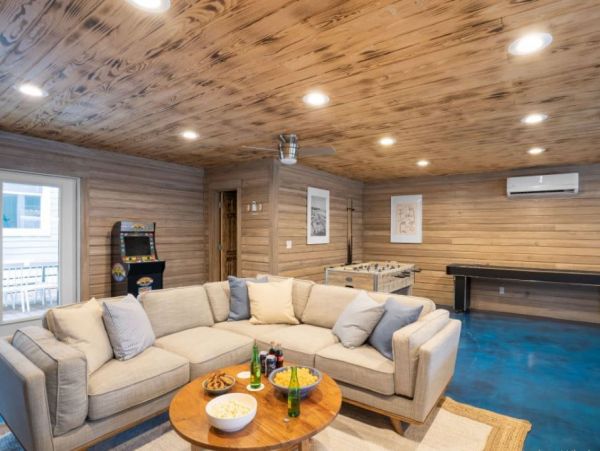 Destin Vacation Home Sleeps 16 Guests