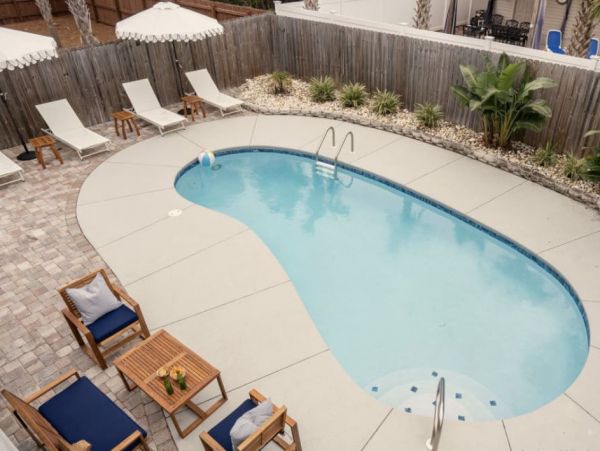 Destin Vacation Home Sleeps 16 Guests