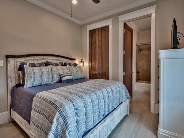Destin Vacation Home Steps to Beach Nine Bedroom