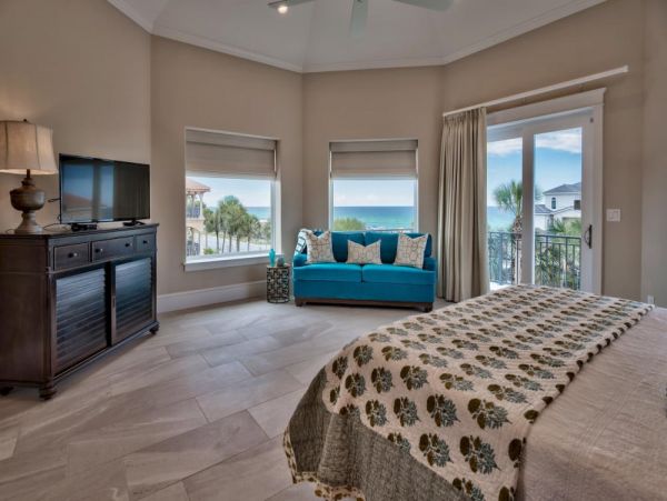 Destin Vacation Home Steps to Beach Nine Bedroom