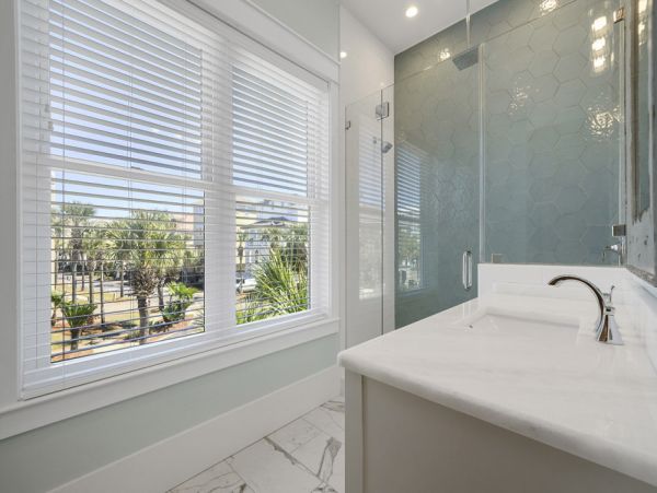Walk to Beach Vacation Pool Home in Destin