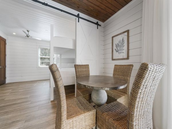 Walk to Beach Vacation Pool Home in Destin