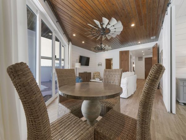 Walk to Beach Vacation Pool Home in Destin