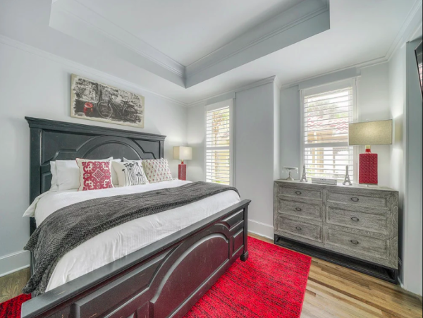 Luxurious Destin Beachfront Retreat: 8-Bedroom, 9-Bathroom Vacation Home