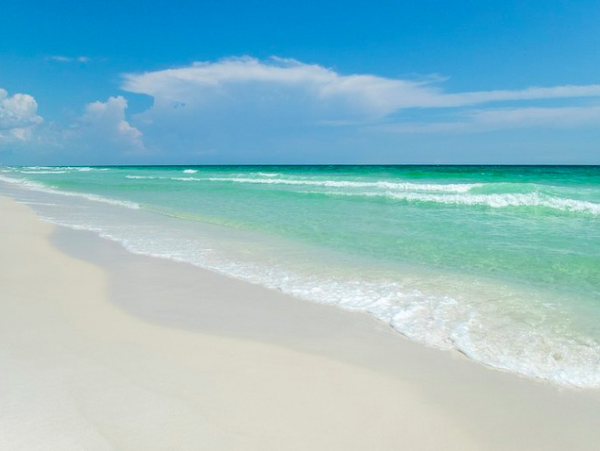 Luxurious Destin Beachfront Retreat: 8-Bedroom, 9-Bathroom Vacation Home