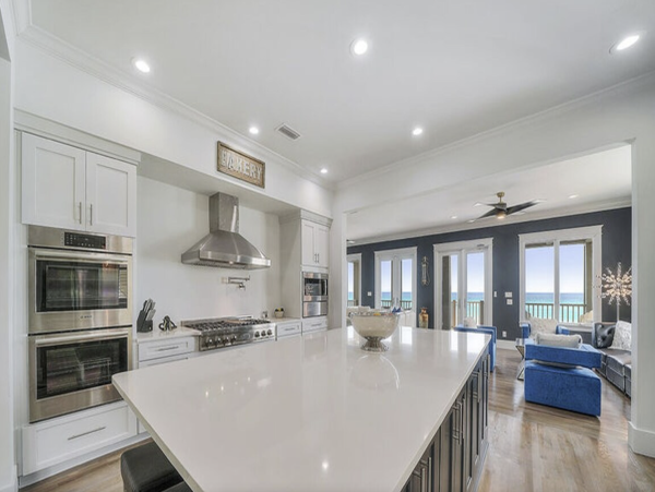Luxurious Destin Beachfront Retreat: 8-Bedroom, 9-Bathroom Vacation Home
