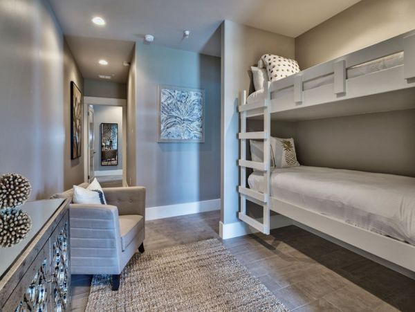 Destin Vacation Rental: Beachfront Luxury & Comfort