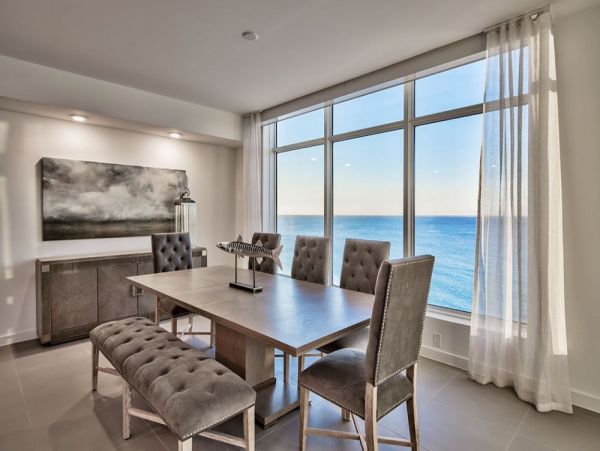 Luxury Vacation Rental in Destin: Beachfront Bliss Awaits!