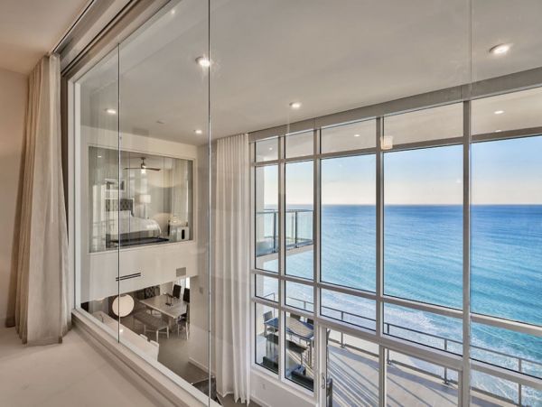 Luxury Vacation Rental in Destin: Beachfront Bliss Awaits!