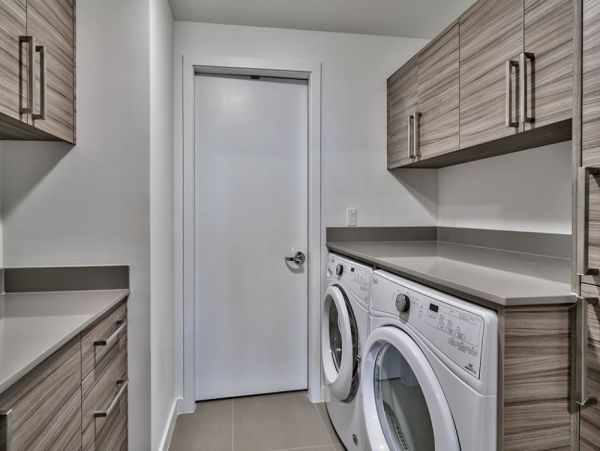 Luxury Vacation Rental in Destin: Beachfront Bliss Awaits!