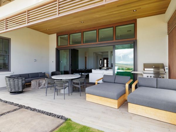 Hilo Vacation Rental Three Bedroom Walk to Beach