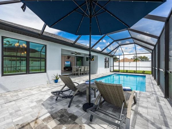 Cape Coral Vacation Home Four Bedroom