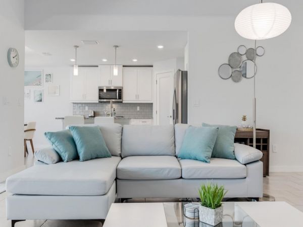 Cape Coral Vacation Home Four Bedroom