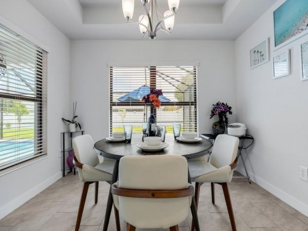 Cape Coral Vacation Home Four Bedroom