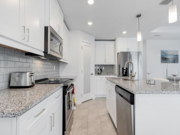Cape Coral Vacation Home Four Bedroom