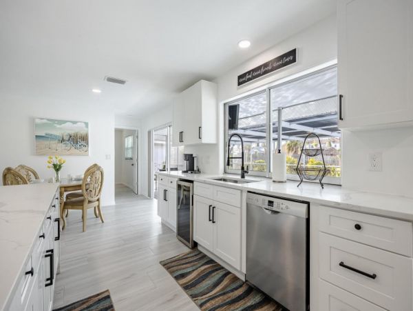 Cape Coral Vacation Pool Home Four Bedroom