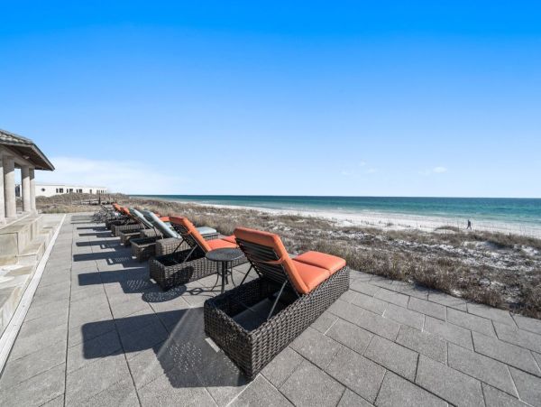 Santa Rosa Beach Seven Bedroom Gulf Front Getaway