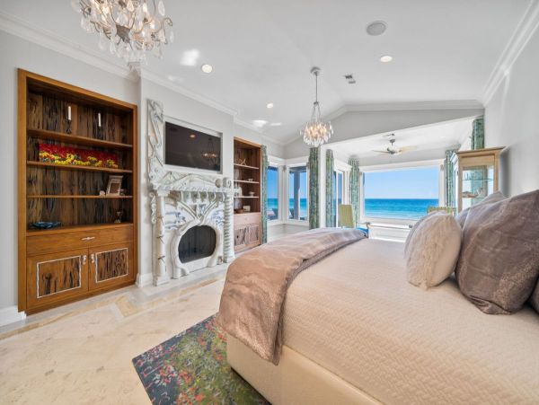 Santa Rosa Beach Seven Bedroom Gulf Front Getaway