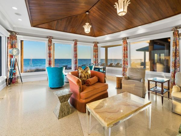 Santa Rosa Beach Seven Bedroom Gulf Front Getaway