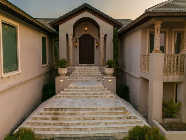 Santa Rosa Beach Seven Bedroom Gulf Front Getaway