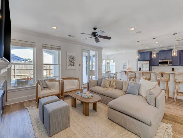 Stunning Vacation Nine Bedroom Rental with Private Pool