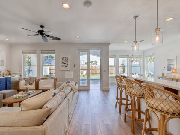 Stunning Vacation Nine Bedroom Rental with Private Pool
