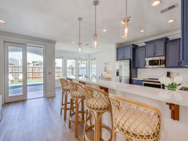 Stunning Vacation Nine Bedroom Rental with Private Pool