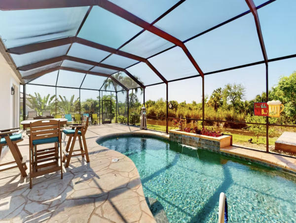 Magnificent Closed Lanai and Pool/Patio