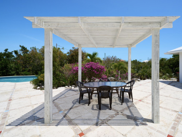 Rent 2 Bedroom Or the Entire Estate turks & Caicos