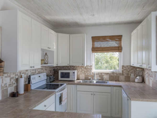 Rent 2 Bedroom Or the Entire Estate turks & Caicos