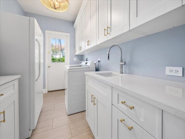 Ponte Vedra Beach Oceanfront Vacation Home Luxury 7-Bedroom Family Retreat