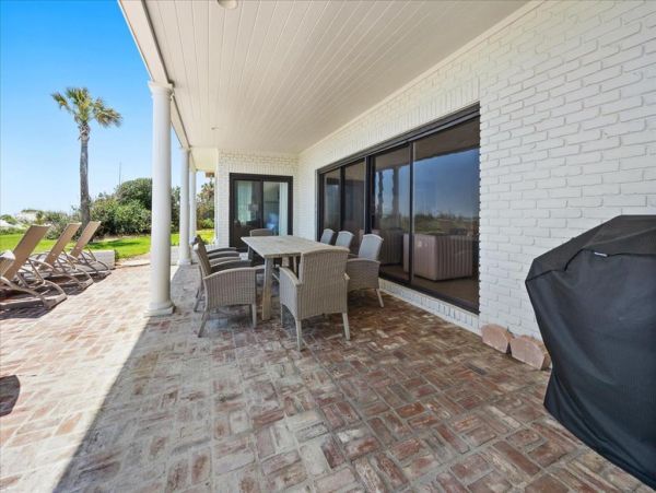 Ponte Vedra Beach Oceanfront Vacation Home Luxury 7-Bedroom Family Retreat
