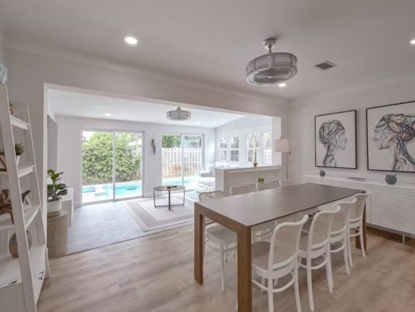West Palm Beach Luxury Vacation Rental with Private Pool
