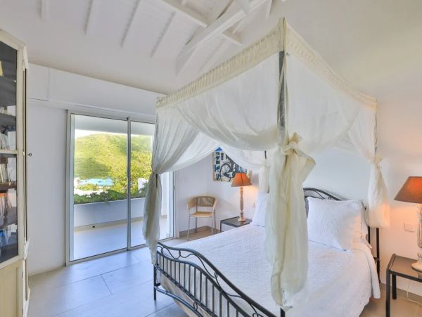 Elegant Three Bedroom Villa with Breathtaking Sea View in Saint Martin