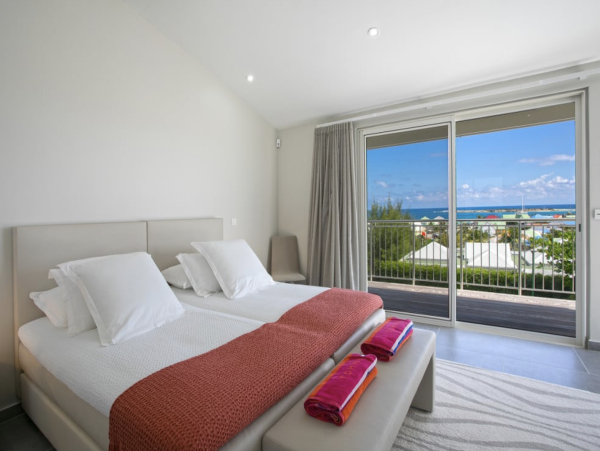 Three Bedroom Luxury Pool Villa St. Martin Sleeps 6 Guests