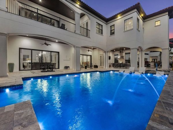 Luxury Orlando Vacation Rental - Florida Estate with Private Pool