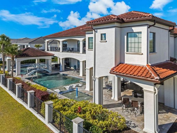 Luxury Orlando Vacation Rental - Florida Estate with Private Pool