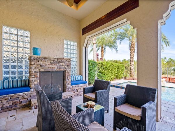 Luxurious 4-Bedroom Vacation Rental Near Disney - Private Pool