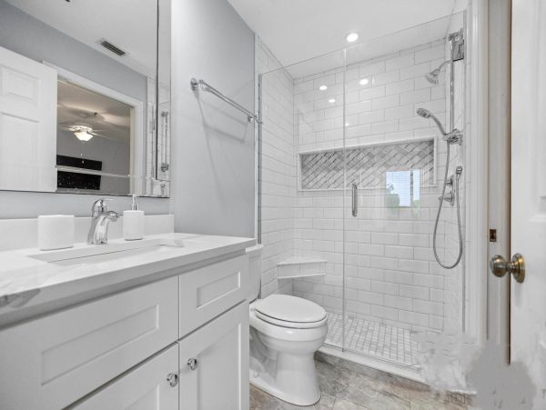 Longboat Key Vacation Condo Three Bedroom Walk to Beach