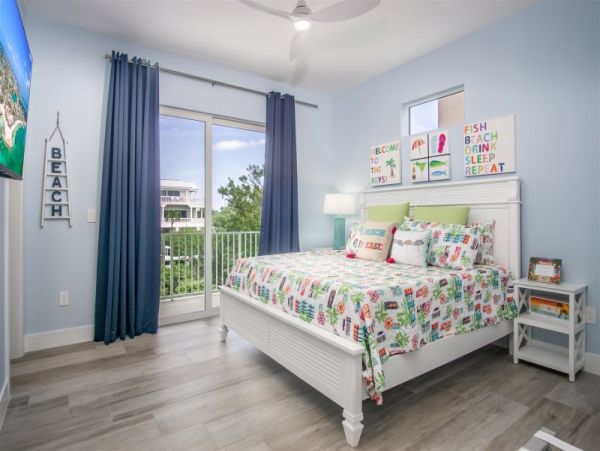 Sobrero Beach Vacation Home Four Bedroom Walk To Beach