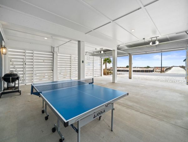 Luxurious Beachfront Property in Mexico Beach