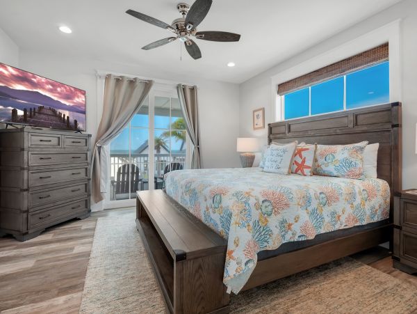 Luxurious Beachfront Property in Mexico Beach