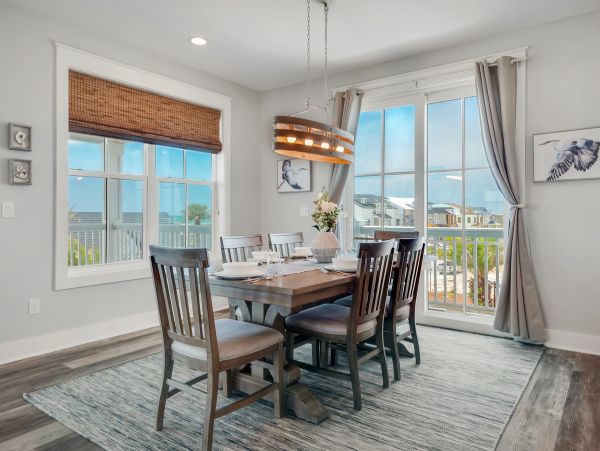 Luxurious Beachfront Property in Mexico Beach