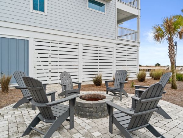 Luxurious Beachfront Property in Mexico Beach