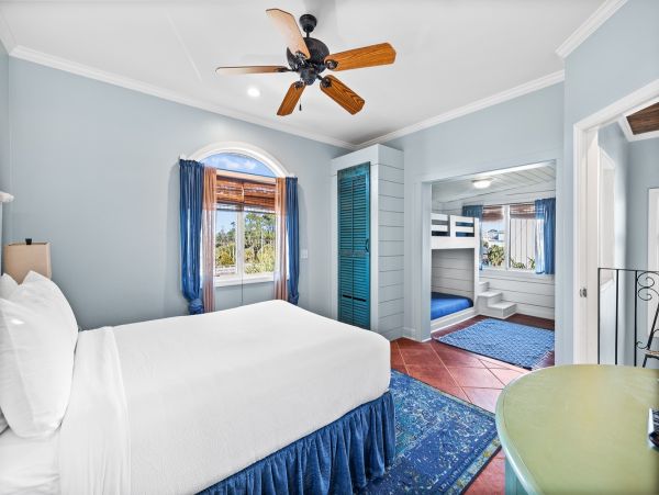 Beachfront Paradise Villa - Unforgettable Getaway in Indian Pass