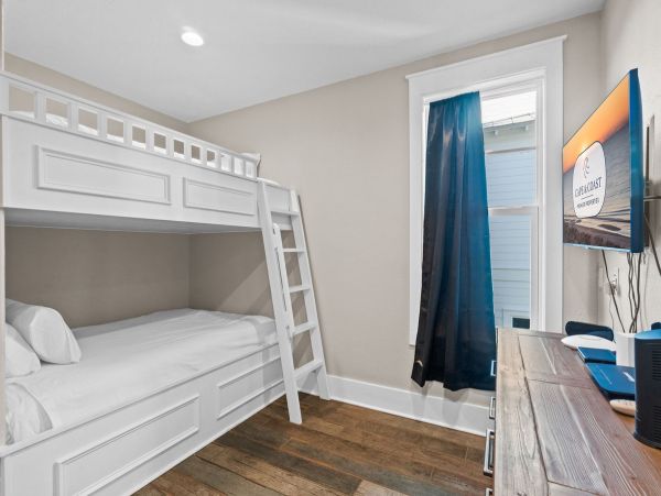 Luxury Beachfront Retreat in Cape San Blas