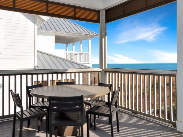 Luxury Beachfront Retreat in Cape San Blas