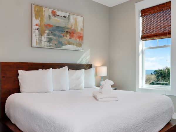 Luxury Beachfront Retreat in Cape San Blas